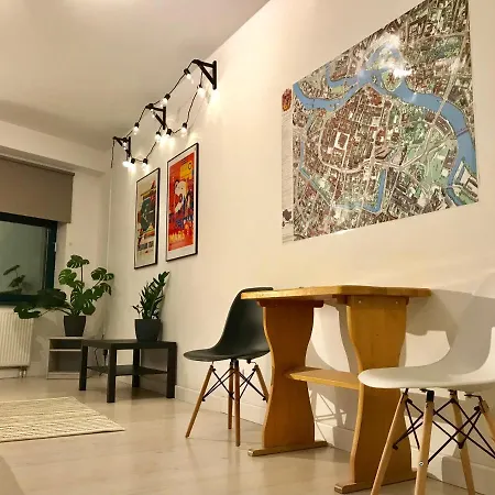 Scandinavian Art&plant Modern Studio Oldtown-2min! Daire